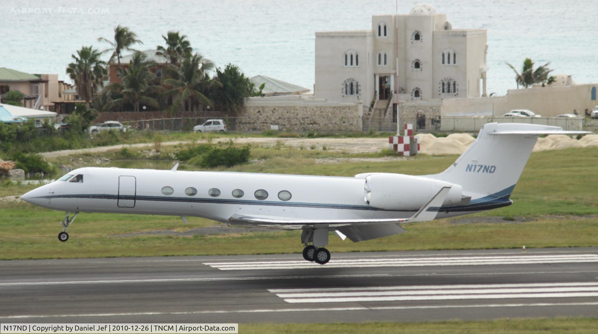 N17ND, 1997 Gulfstream Aerospace Gulfstream V C/N 518, N17ND landing at TNCM