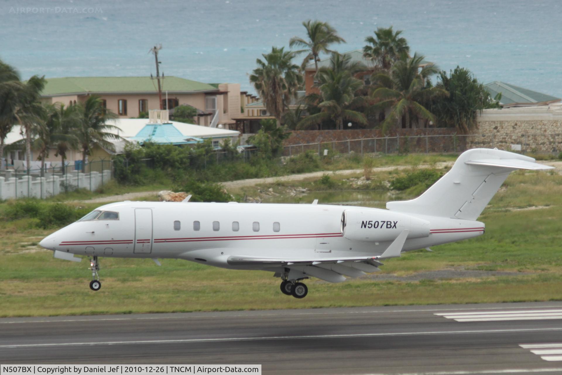N507BX, 2003 Bombardier Challenger 300 (BD-100-1A10) C/N 20008, N507BX landing at TNCM