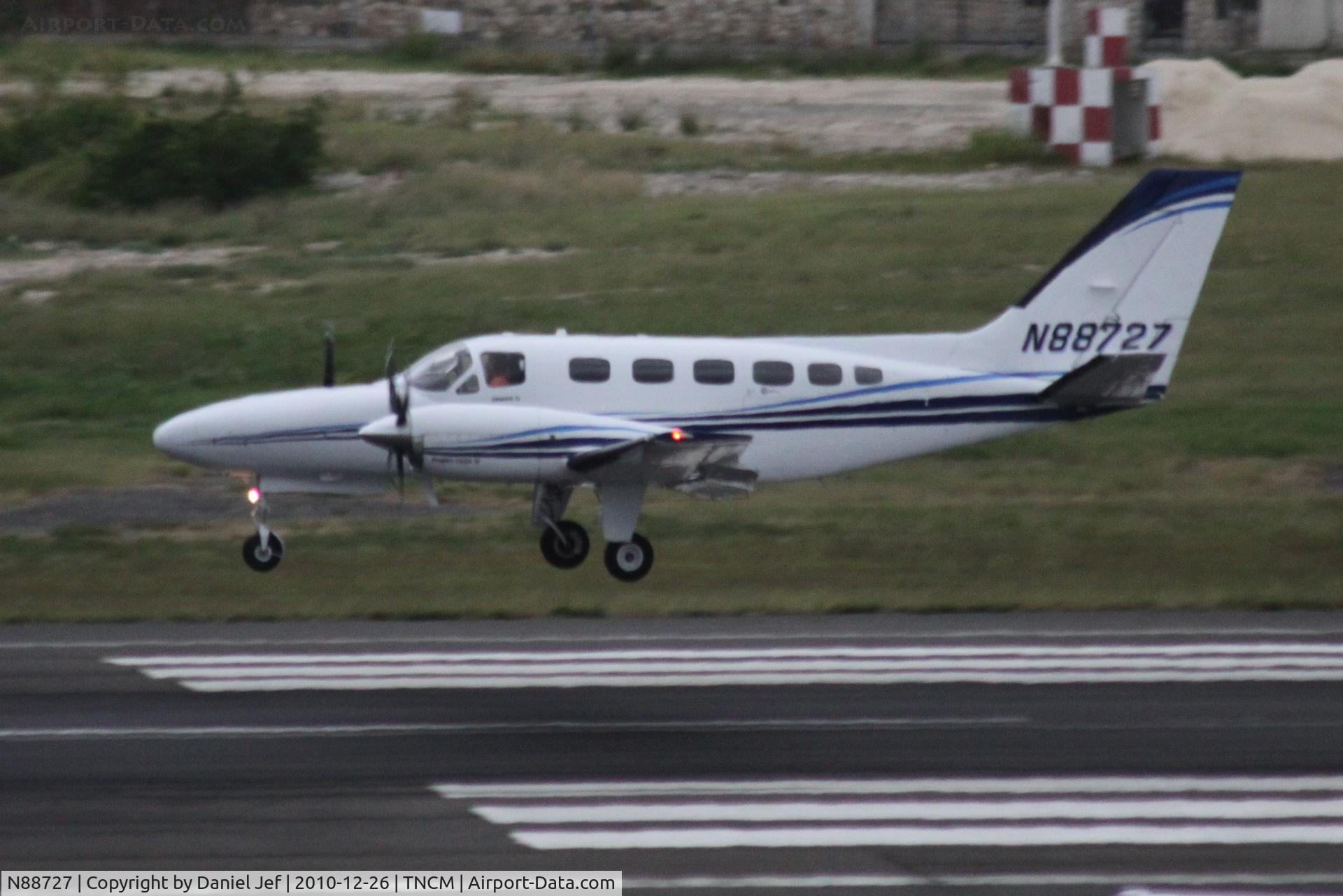 N88727, 1982 Cessna 441 Conquest II C/N 441-0267, N88727 landing at TNCM