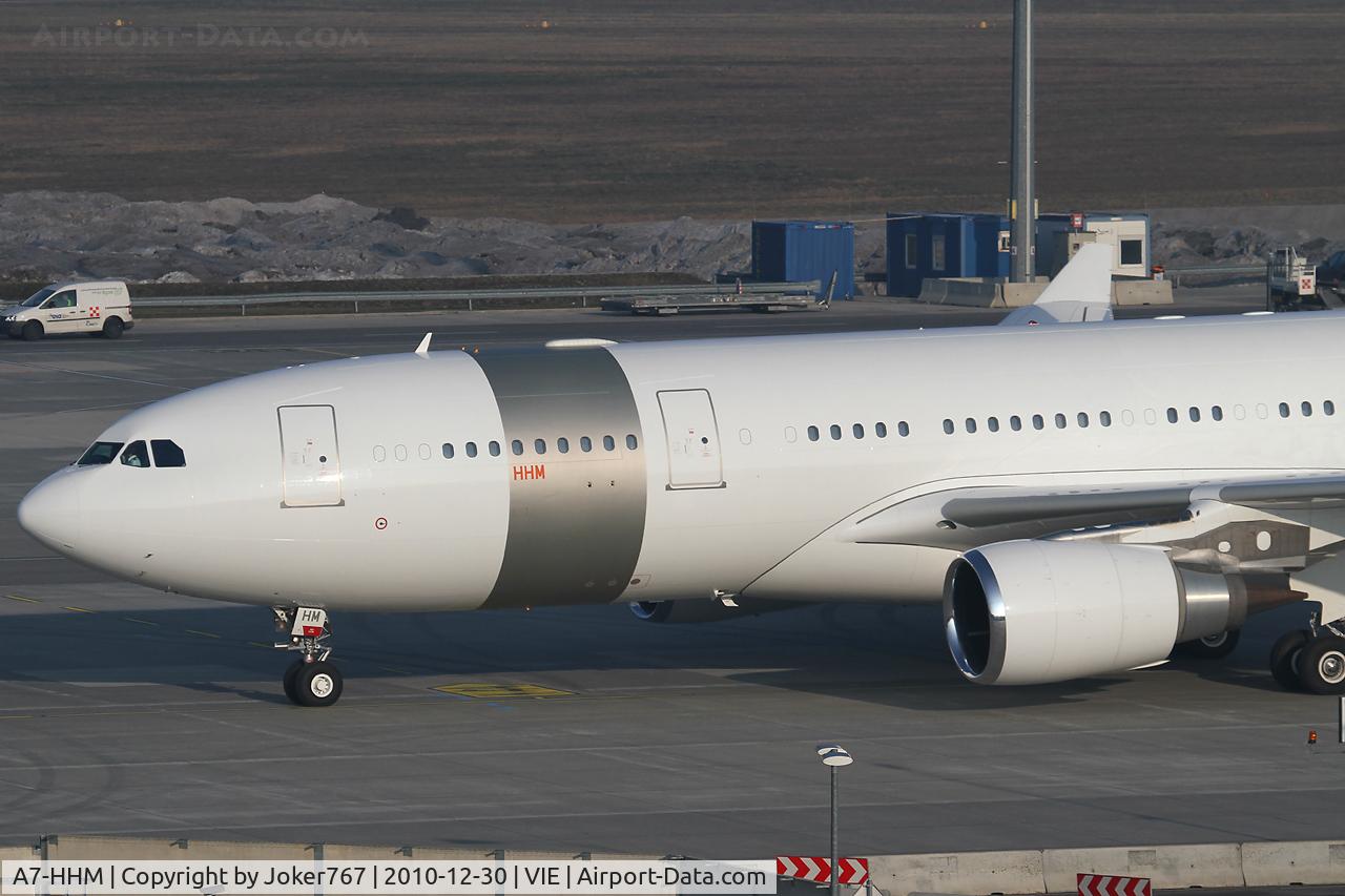 A7-HHM, 2004 Airbus A330-203 C/N 605, Qatar Amiri Flight