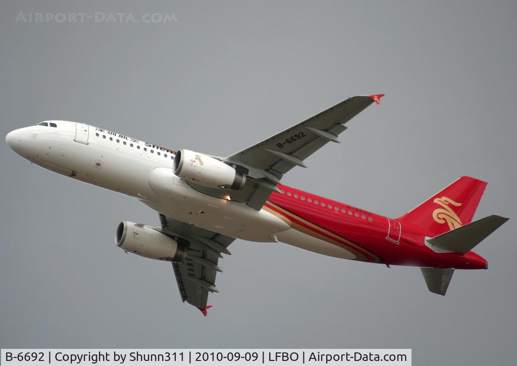 B-6692, 2010 Airbus A320-232 C/N 4407, Delivery day...