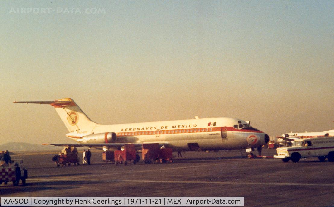 XA-SOD, 1967 Douglas DC-9-15 C/N 47122, Aeronaves de Mexico ,

Mexico City, nov 1971

Scan from photo