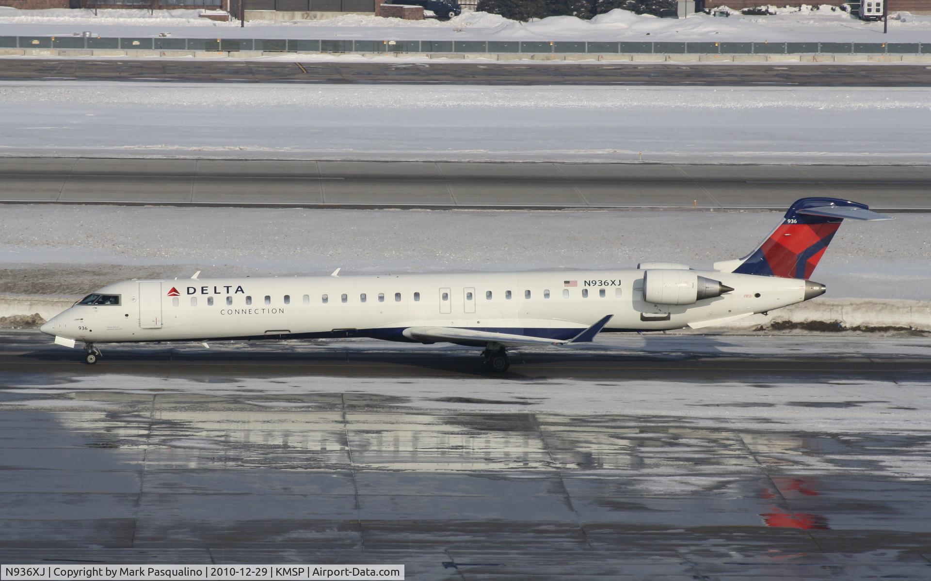 N936XJ, 2008 Bombardier CRJ-900ER (CL-600-2D24) C/N 15201, CL600-2D24