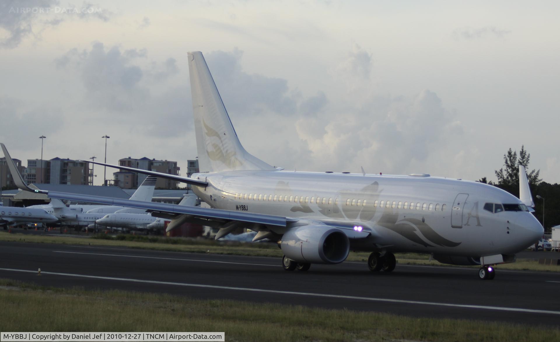 M-YBBJ, 2006 Boeing 737-7HE C/N 36027, M-YBBJ just landed at TNCM