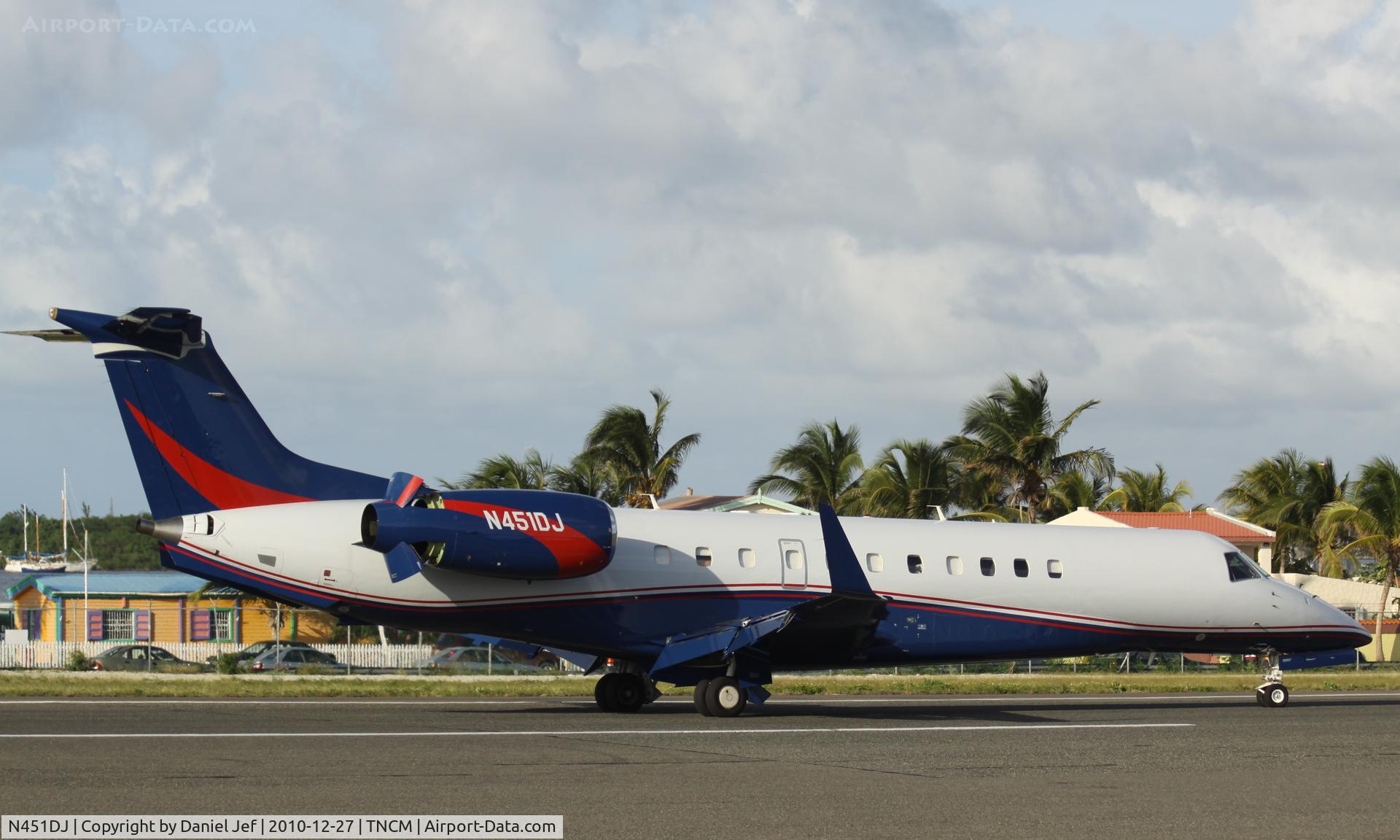 N451DJ, 2004 Embraer EMB-135BJ Legacy C/N 145789, N451DJ rolling out at TNCM