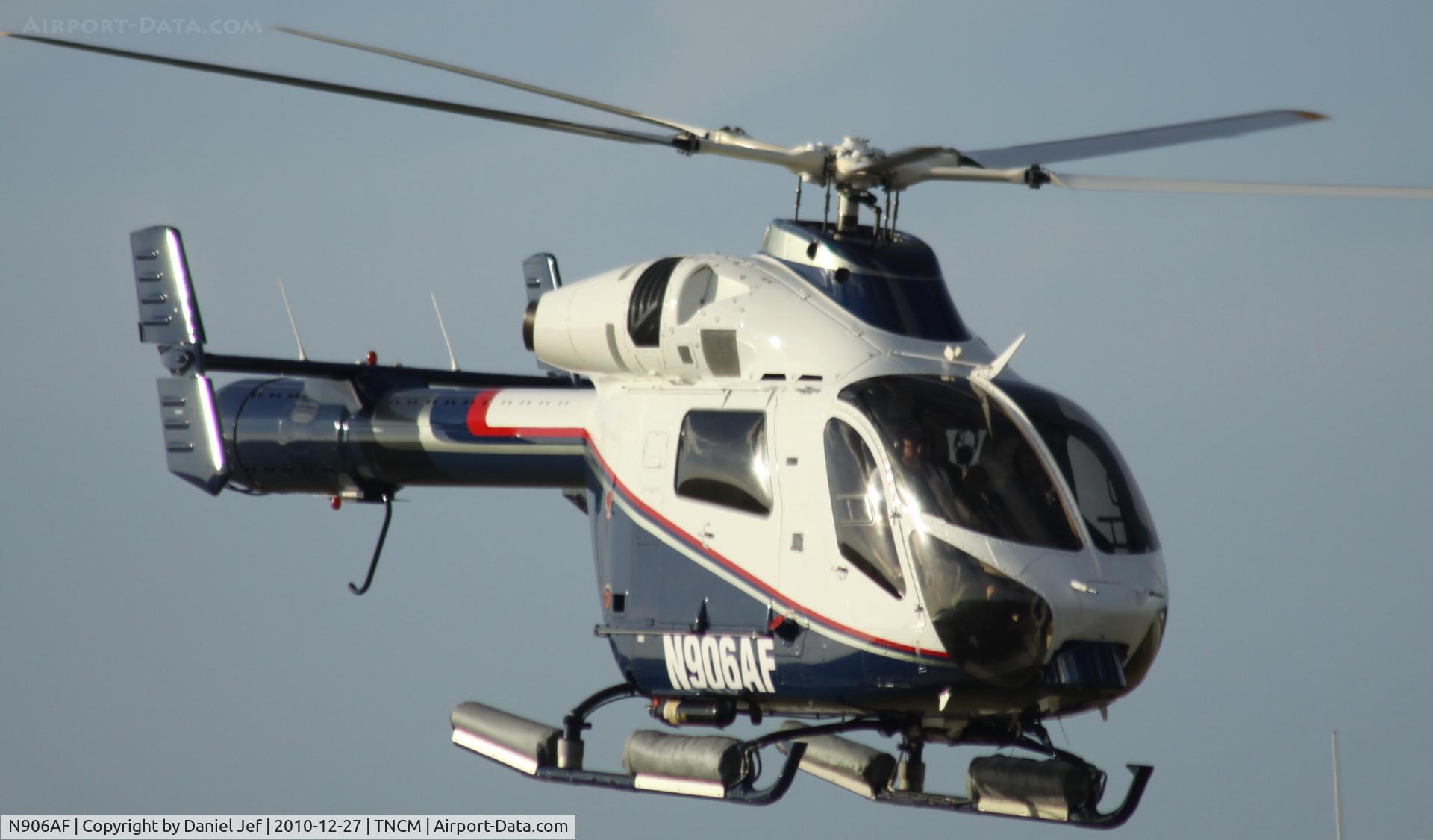 N906AF, 2000 MD Helicopters MD-900 Explorer C/N 900-00083, Close up of the N906AF at TNCM