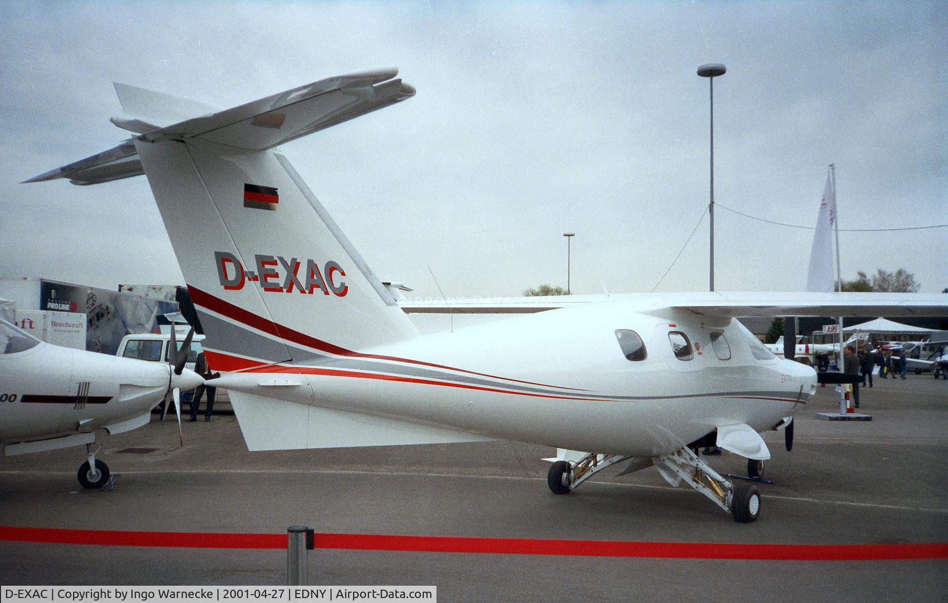 D-EXAC, 2001 Extra EA-400 C/N 18, Extra EA-400 at the AERO 2001, Friedrichshafen