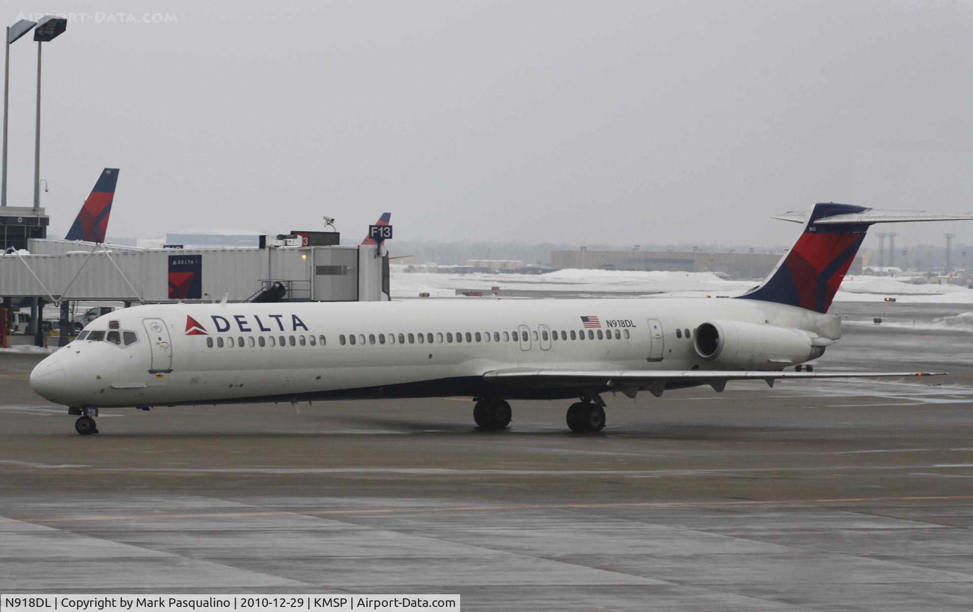 N918DL, 1988 McDonnell Douglas MD-88 C/N 49583, MD-88