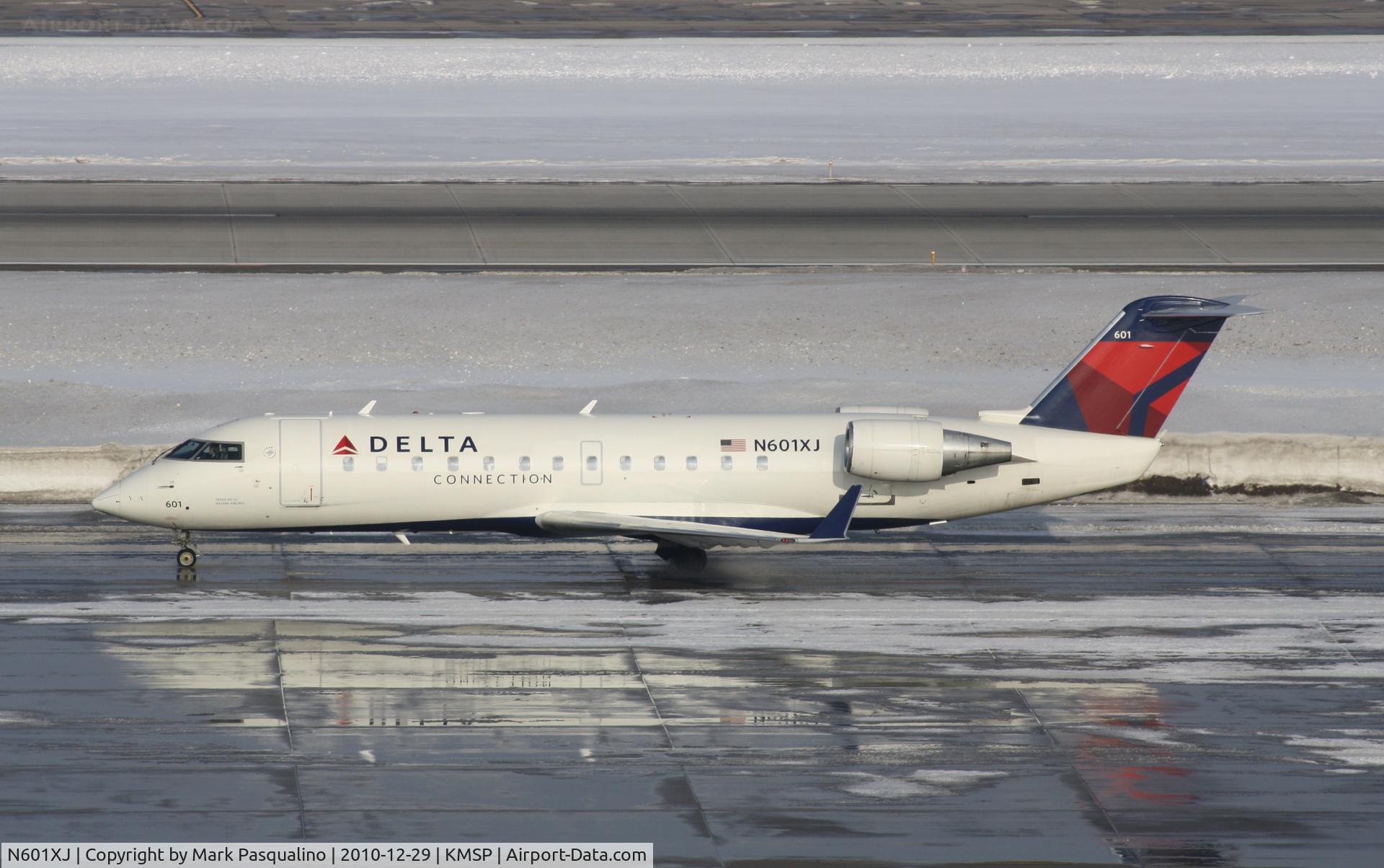 N601XJ, 2005 Bombardier CRJ-200 (CL-600-2B19) C/N 8044, CL-600-2B19