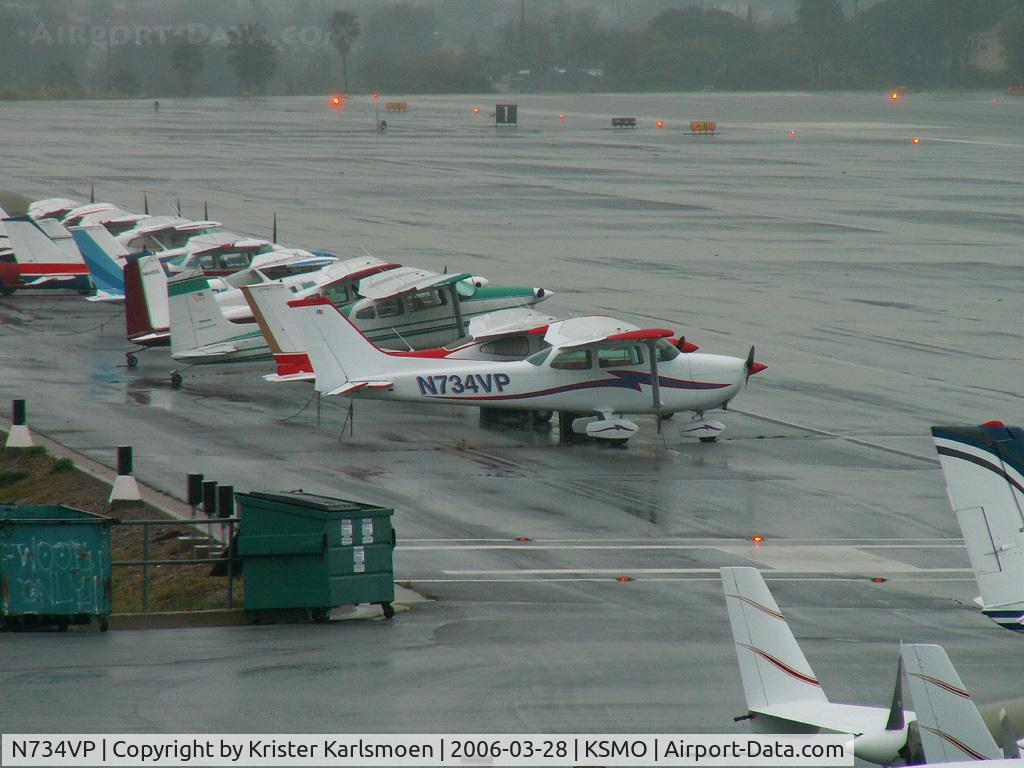 N734VP, 1977 Cessna 172N C/N 17269151, I spent 2 weeks in this area and choosed the very wrong day to visit KSMO! The rain fell all day...