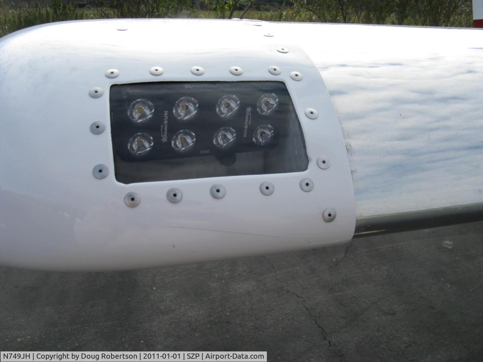 N749JH, 2008 Earthstar Odyssey C/N 61008, 2008 Caston/Caston Earthstar ODYSSEY, HKS 700E 2 cylinder 4 stroke 60 Hp pusher, landing light multi-LED near right wingtip