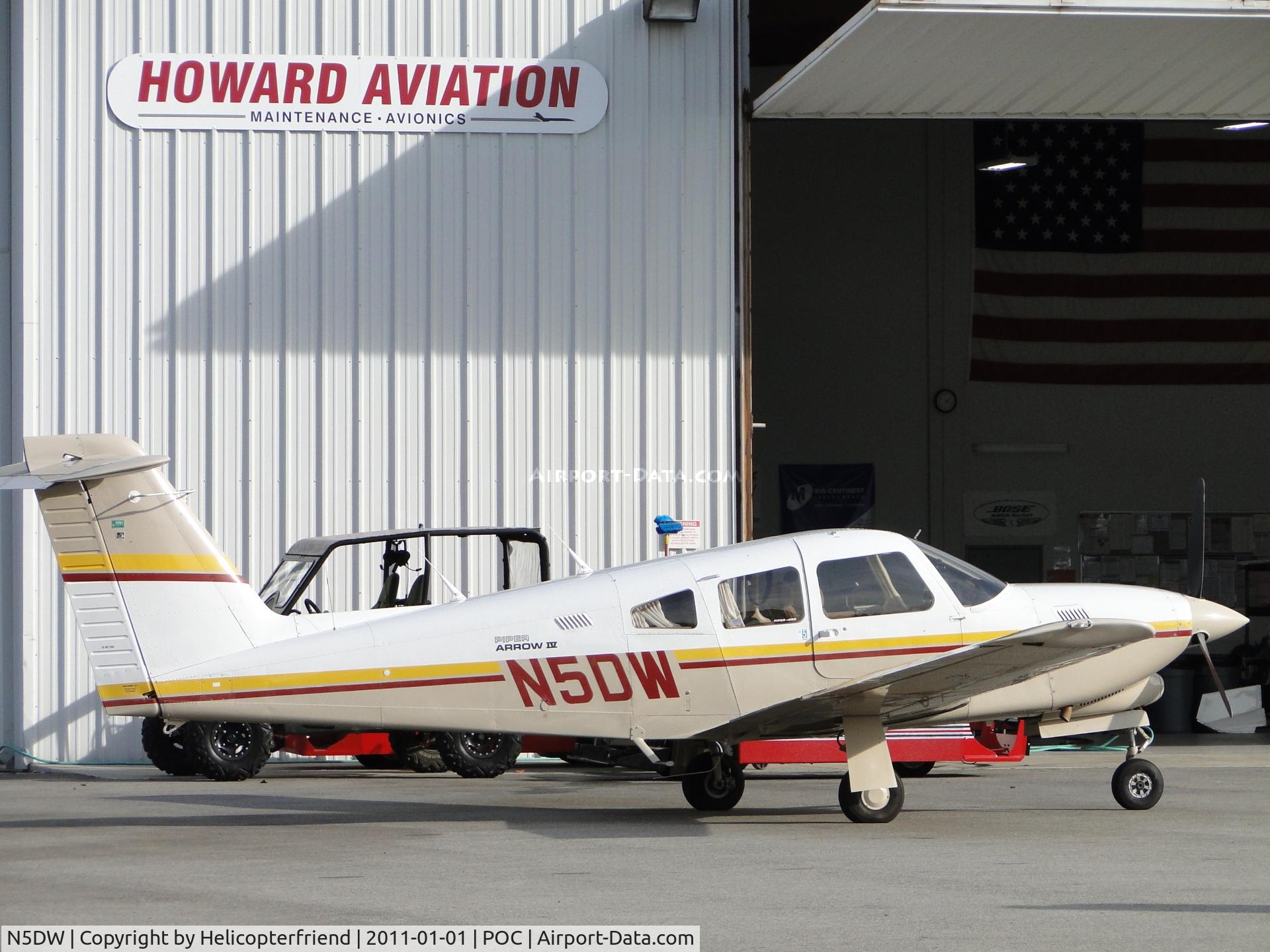N5DW, Piper PA-28RT-201T Arrow IV C/N 28R-8331027, Parked at Howard Aviation