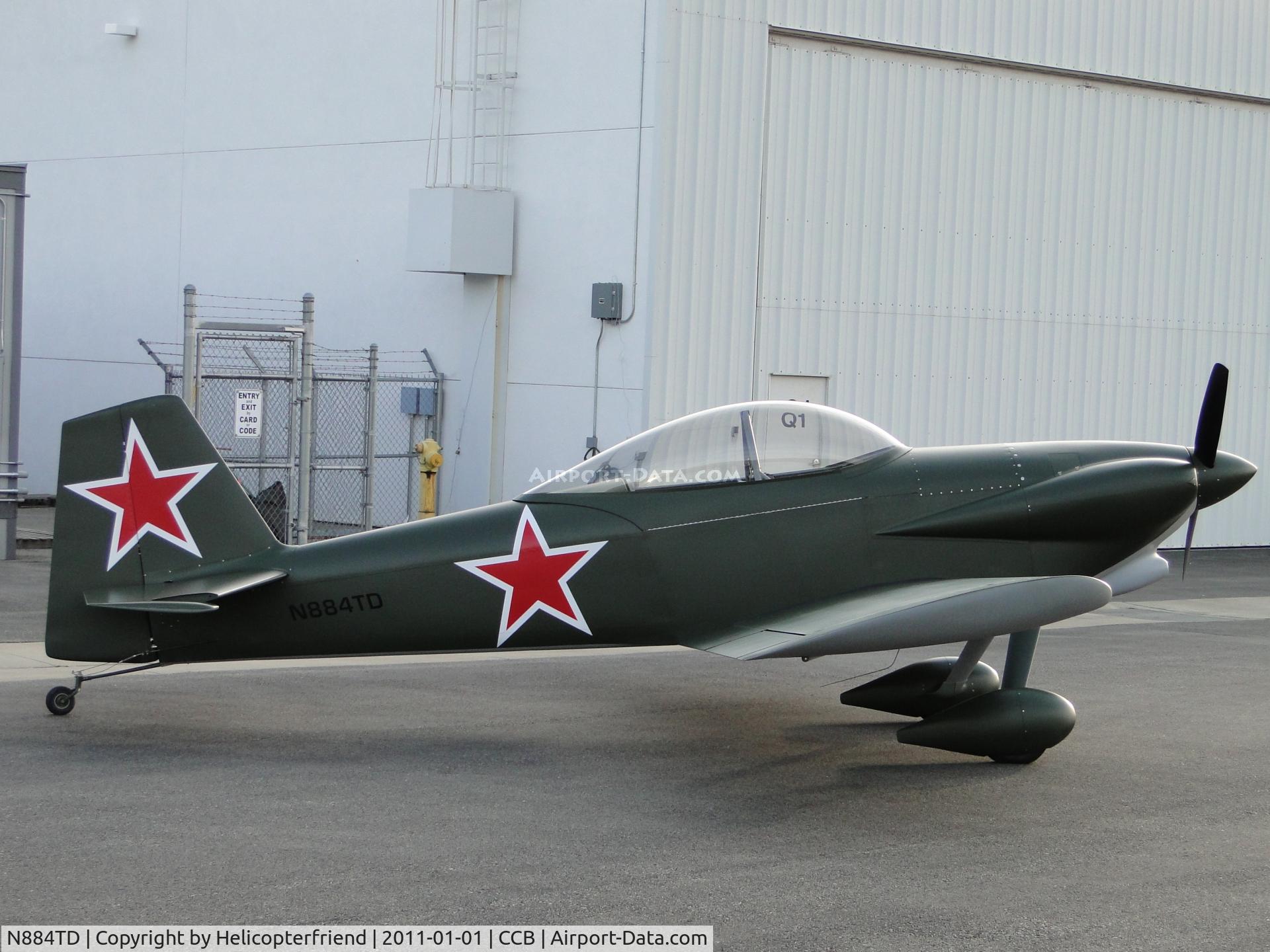 N884TD, Vans RV-4 C/N 4314, Parked