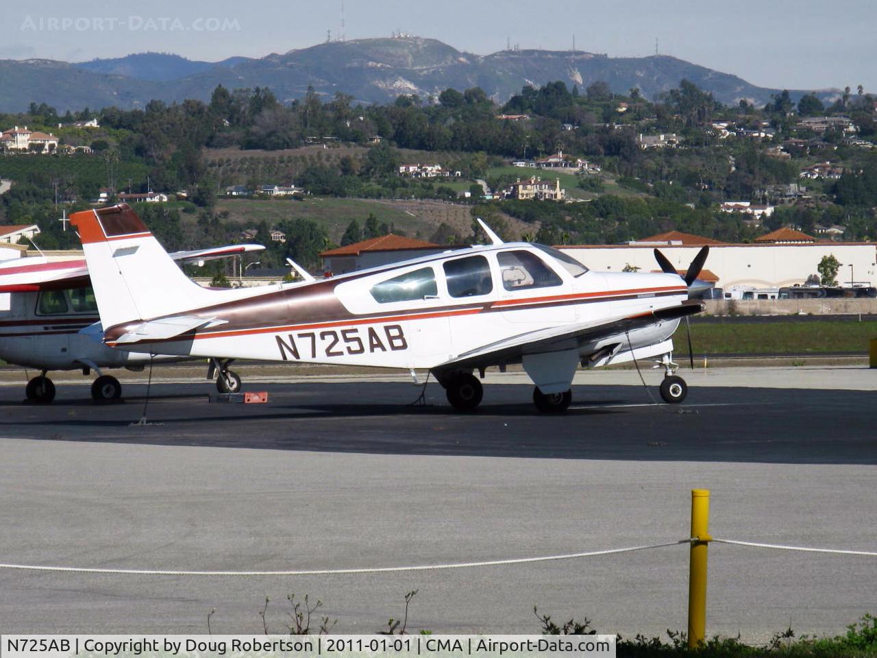 N725AB, 1969 Beech F33 Bonanza C/N CD-1238, 1969 Beech F33 BONANZA, Continental IO-470-K 225 Hp, 2,263' South Mountain looking North in background