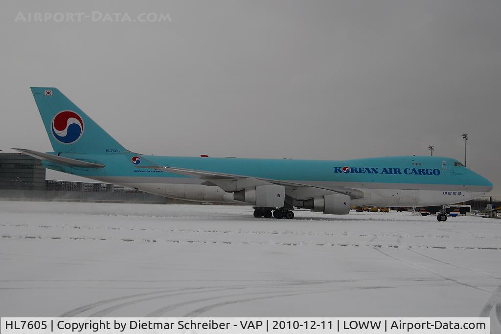 HL7605, 2006 Boeing 747-4B5ERF C/N 35526, Korean Air Boeing 747-400
