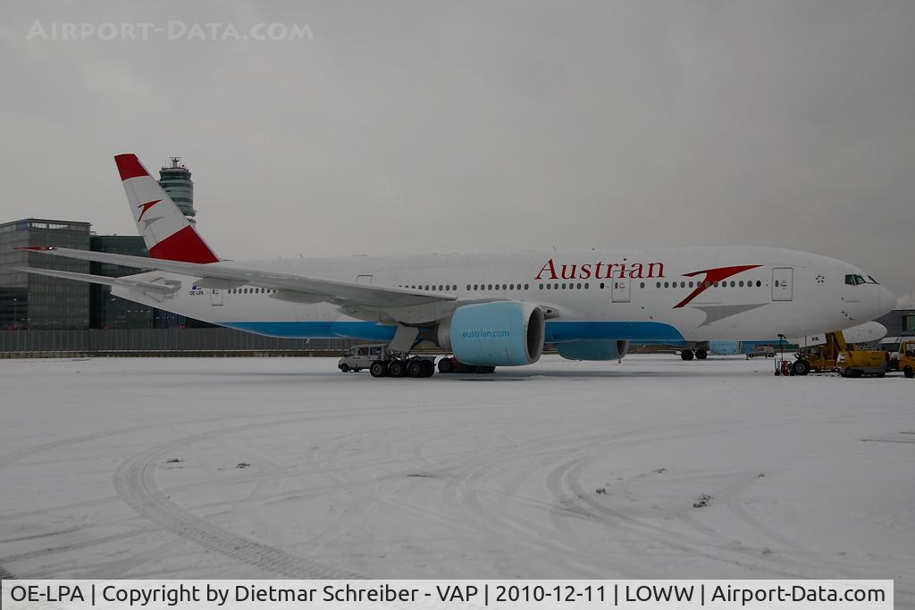 OE-LPA, 1997 Boeing 777-2Z9/ER C/N 28698, Austrian Airlines Boeing 777-200