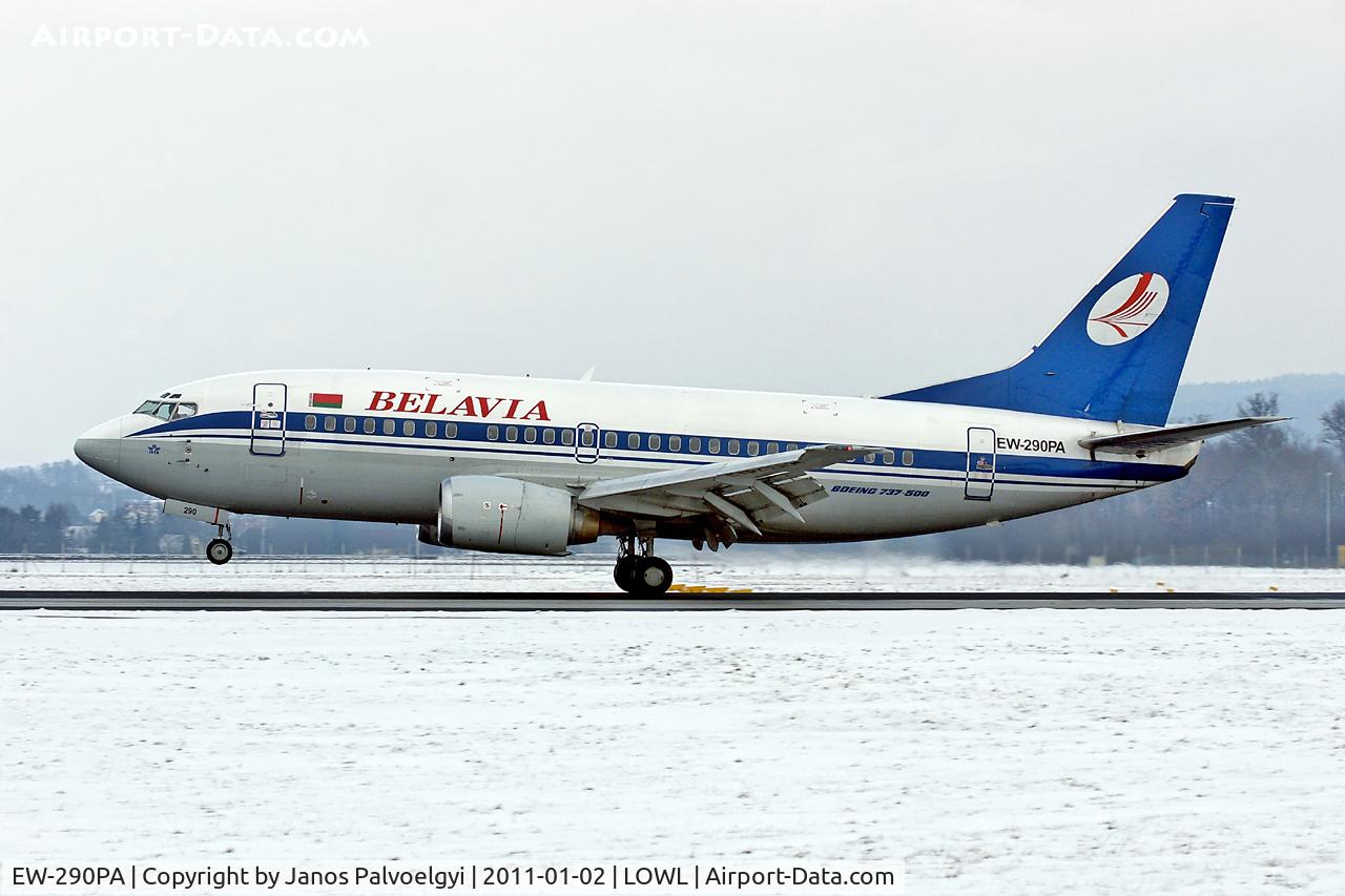 EW-290PA, 1996 Boeing 737-5Q8 C/N 27629, Belavia Boeing B737-5Q8 landing in LOWL/LNZ