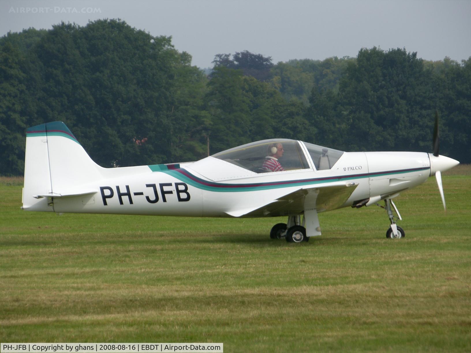 PH-JFB, 1997 Sequoia F-8L Falco C/N 1228, Another Falco