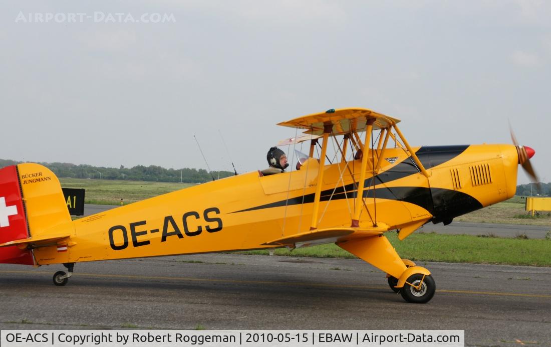 OE-ACS, Tatra T-131PA Jungmann C/N 120, Fly in.Departing.