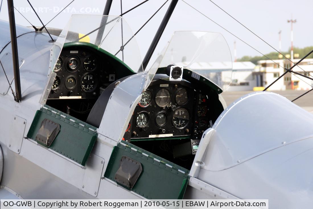 OO-GWB, 1951 Stampe-Vertongen SV-4B C/N 1171, Fly in.In early Belgian Air Force colors.