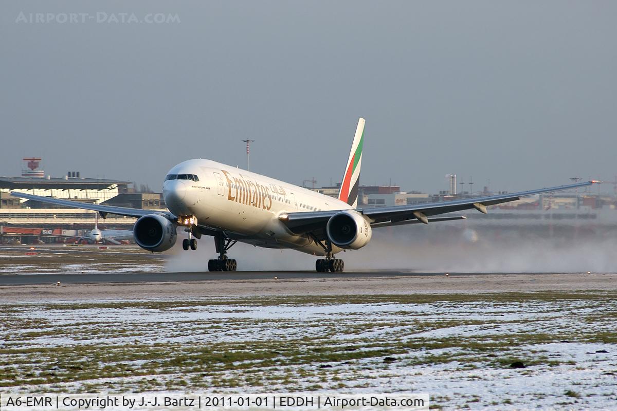 A6-EMR, 2002 Boeing 777-31H C/N 29396, DSLR-A230 (55-200 mm); www.haj-spotter.de.tf
