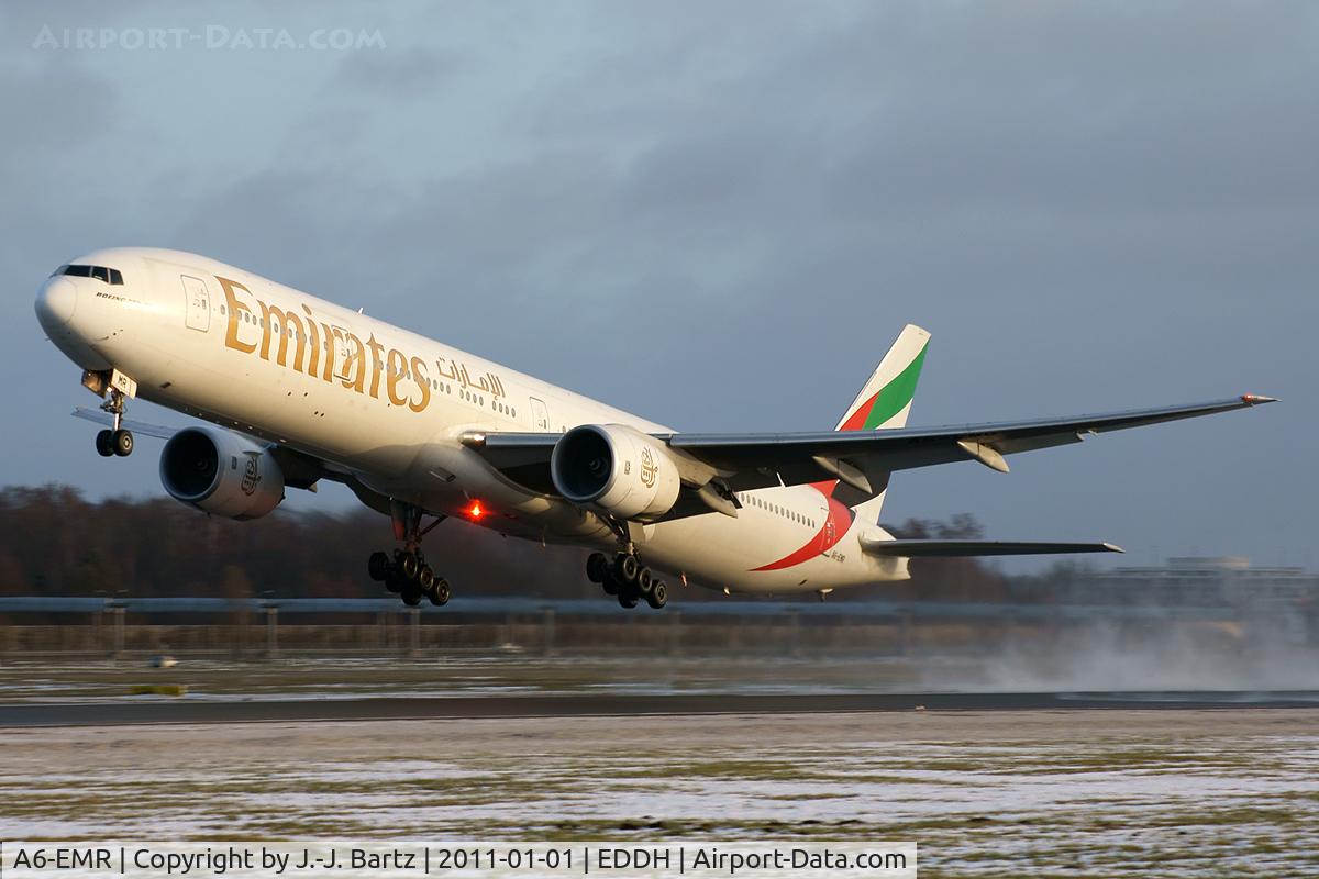 A6-EMR, 2002 Boeing 777-31H C/N 29396, DSLR-A230 (55-200 mm); www.haj-spotter.de.tf