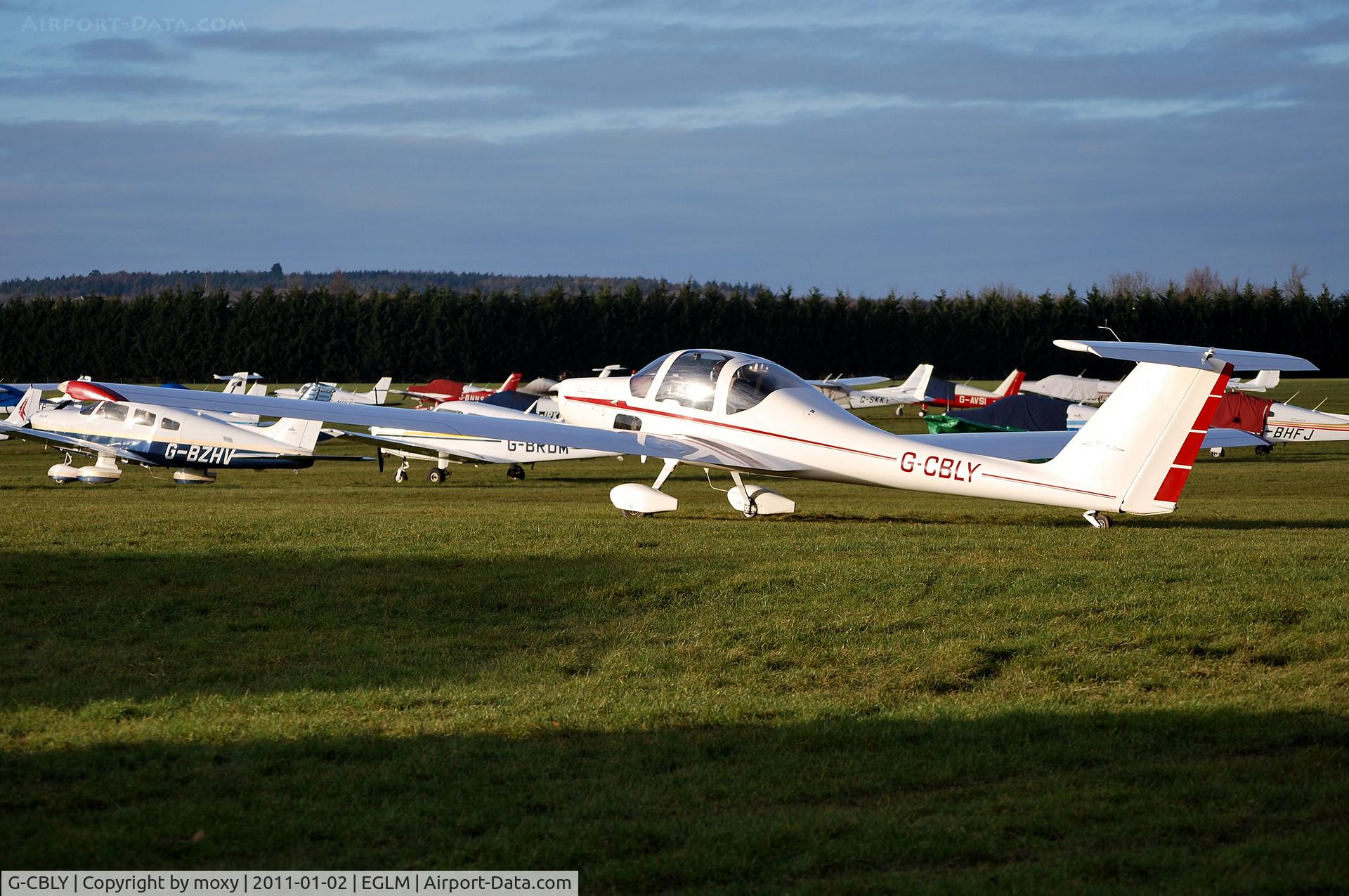 G-CBLY, 1985 Grob G-109B C/N 6403, Grob G109B Ex D-KITZ Visiting White Waltham.