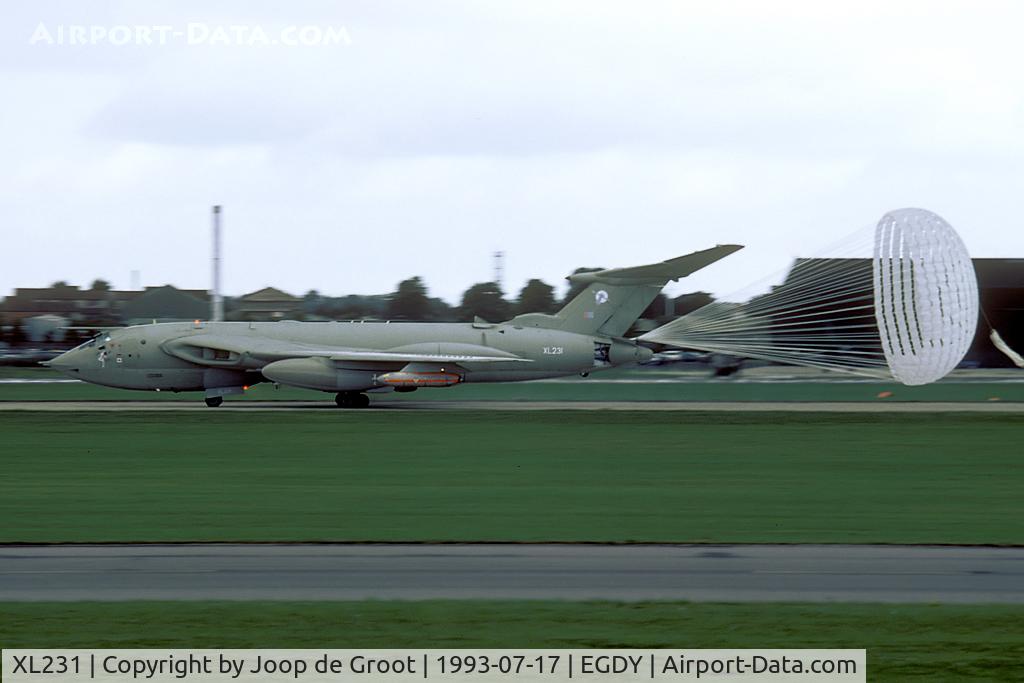 XL231, 1962 Handley Page Victor K.2 C/N HP80/76, impressive arrival of the Victor at the Yeovilton air day.