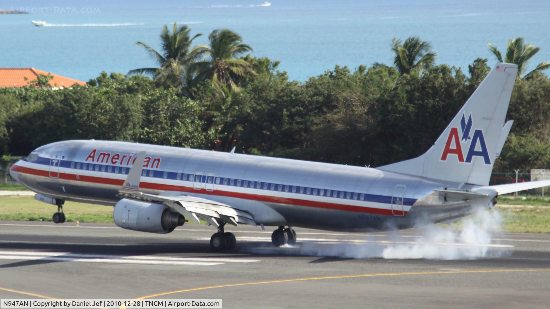 N947AN, 2000 Boeing 737-823 C/N 29536, N947AN American airlines landing at TNCM