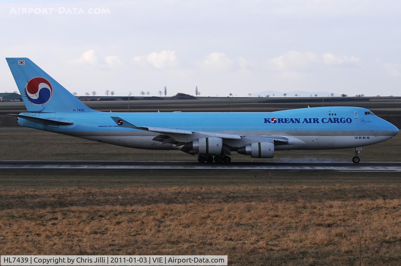 HL7439, 2003 Boeing 747-4B5F/SCD C/N 33516, KAL