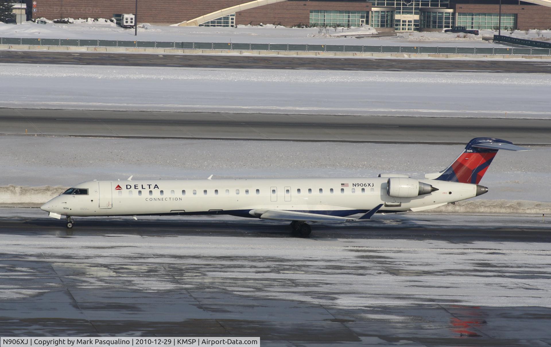 N906XJ, 2007 Bombardier CRJ-900ER (CL-600-2D24) C/N 15138, CL600-2D24