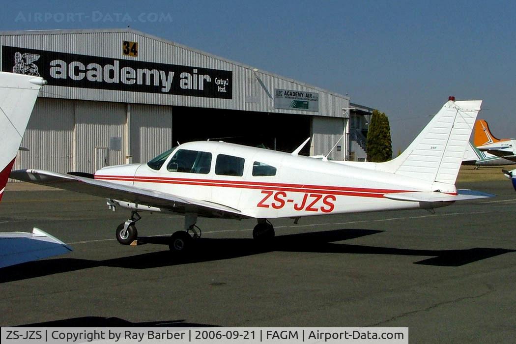 ZS-JZS, Piper PA-28-181 Archer II C/N 28-7790432, Piper PA-28-181 Cherokee Archer II [28-7790432] Rand~ZS 21/09/2006