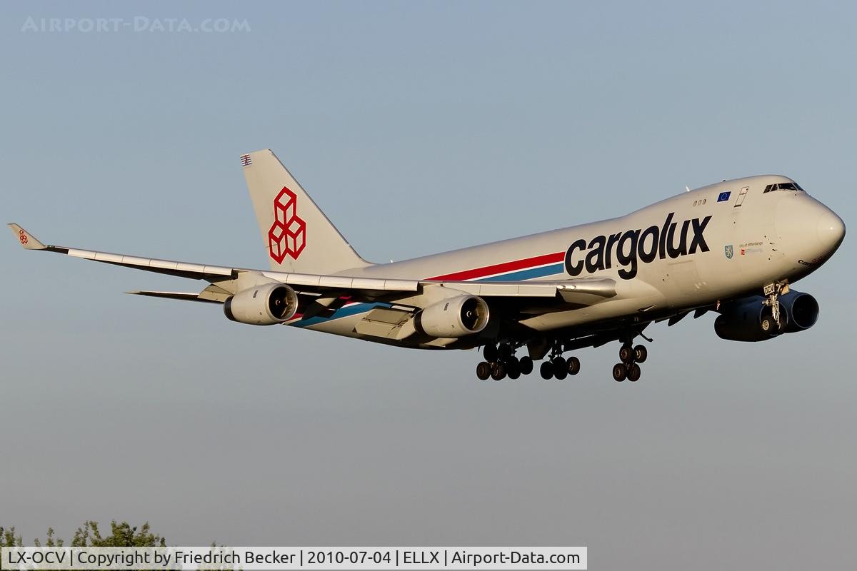 LX-OCV, 1999 Boeing 747-4R7F/SCD C/N 29731, on final