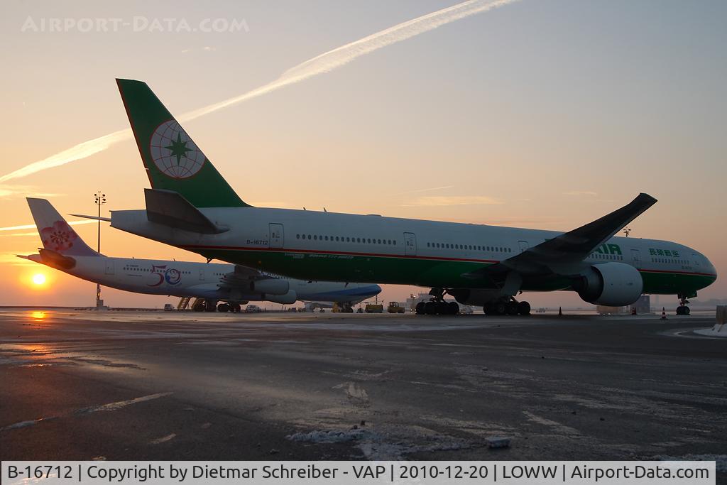 B-16712, 2008 Boeing 777-35E/ER C/N 33755, Eva Air Boeing 777-300