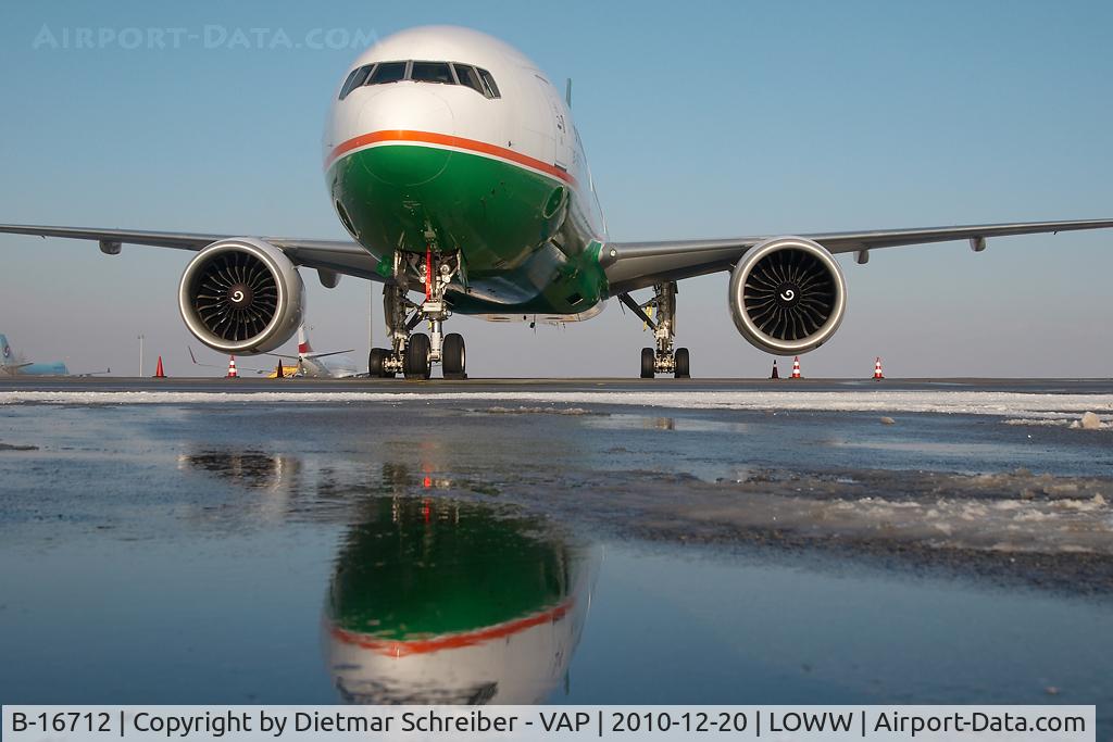 B-16712, 2008 Boeing 777-35E/ER C/N 33755, Eva Air Boeing 777-300