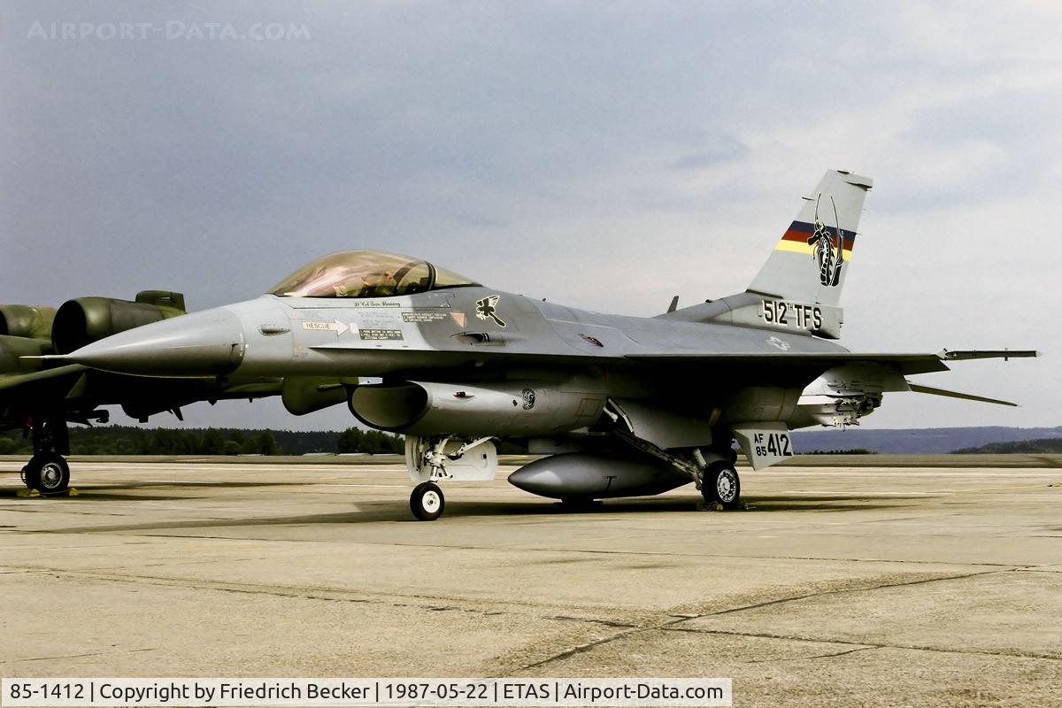 85-1412, 1985 General Dynamics F-16C Fighting Falcon C/N 5C-192, flightline at Sembach AB