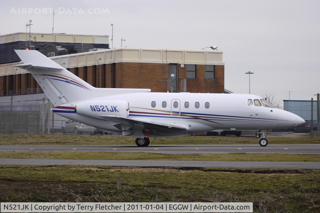 N521JK, 1994 Raytheon Hawker 800 C/N 258262, 1994 Raytheon Corporate Jets Inc HAWKER 800, c/n: 258262 taxies out for departure to Keflavik