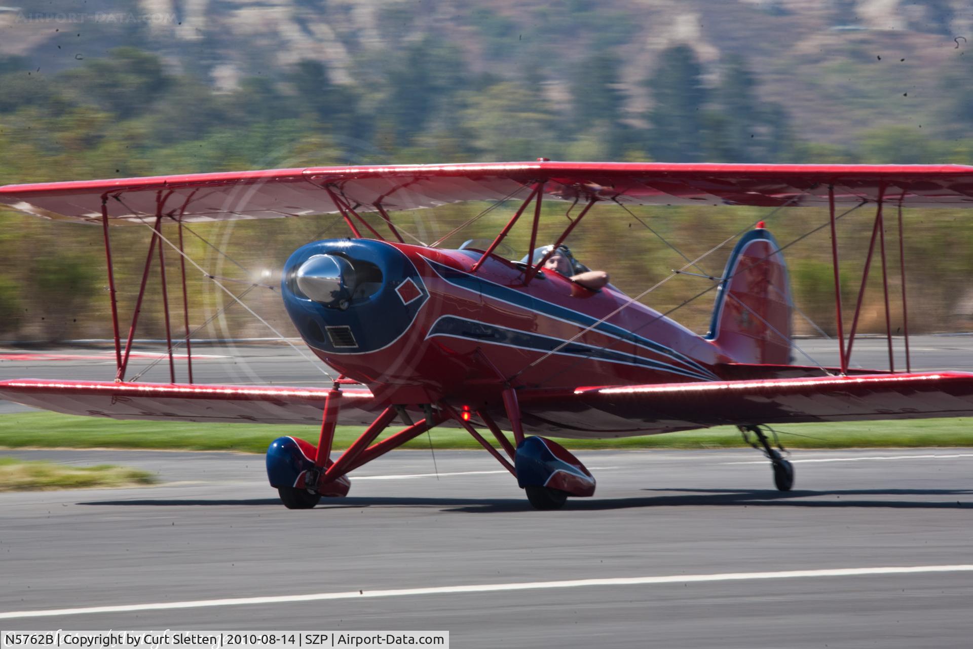 N5762B, 1980 Great Lakes 2T-1A-2 Sport Trainer C/N 0833, Great Lakes at Santa Paula Airshow 2010