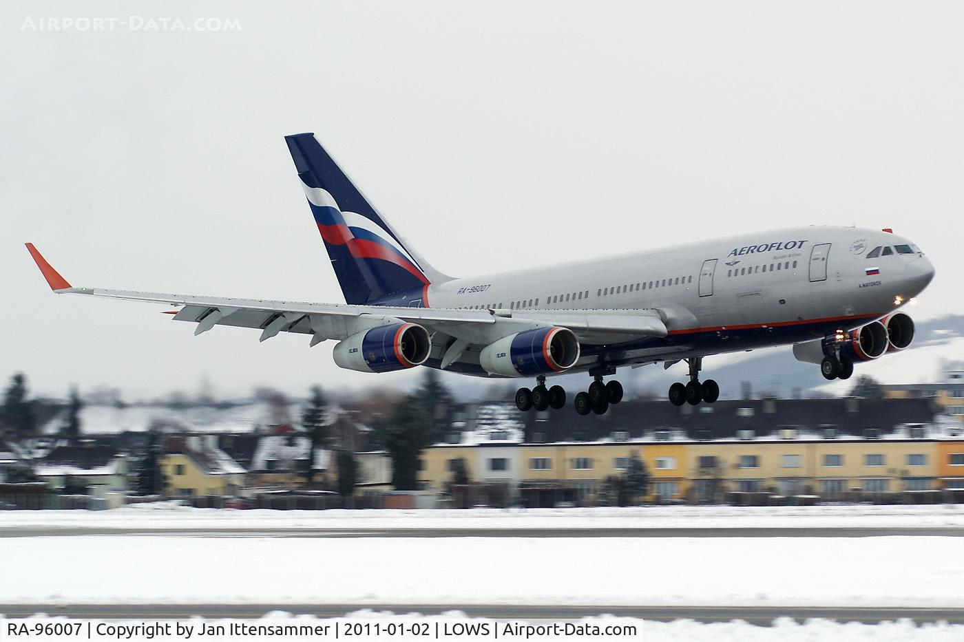 RA-96007, 1992 Ilyushin Il-96-300 C/N 74393201004, Wintercharter @ LOWS