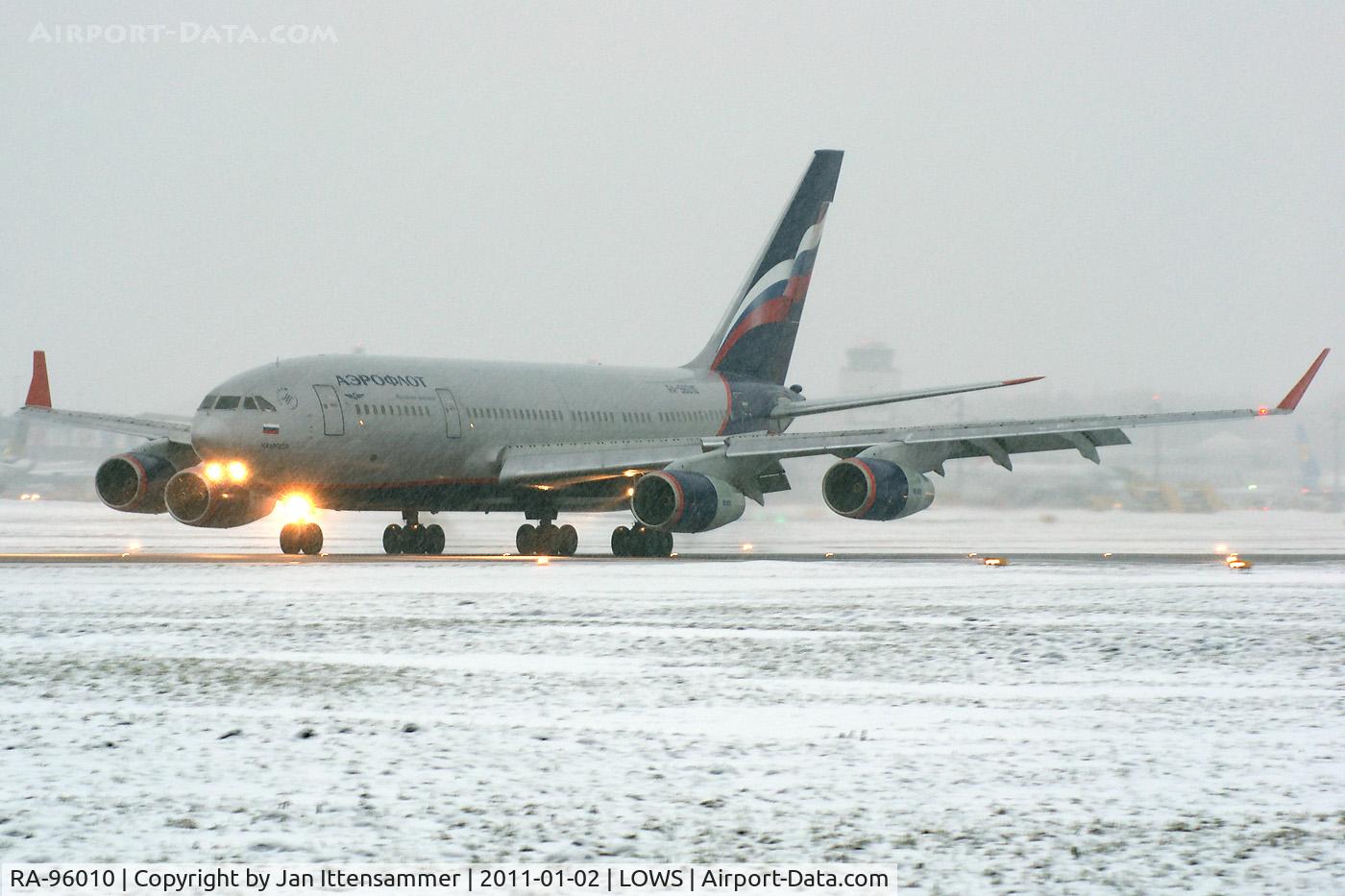 RA-96010, 1994 Ilyushin Il-96-300 C/N 74393201007, Wintercharter @ LOWS