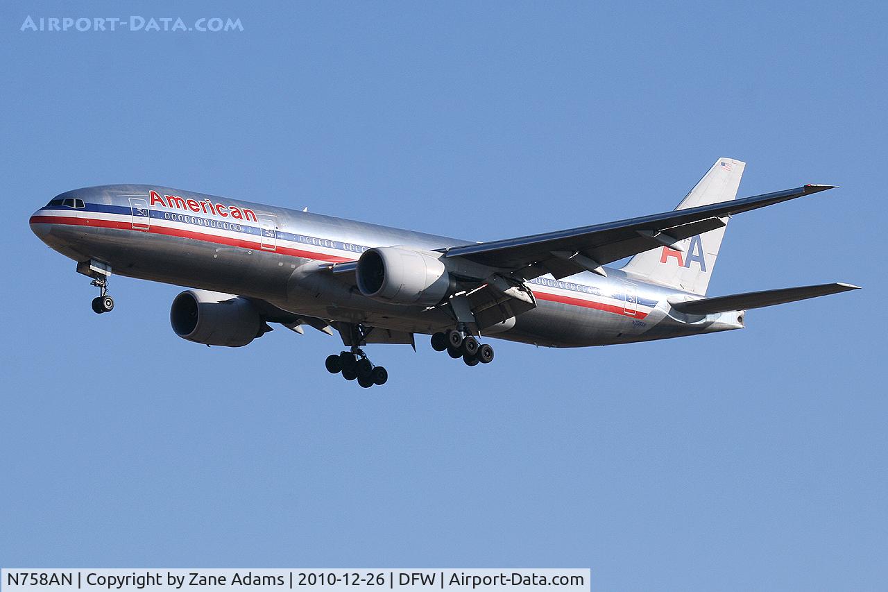 N758AN, 2001 Boeing 777-223 C/N 32637, American Airlines at DFW Airport