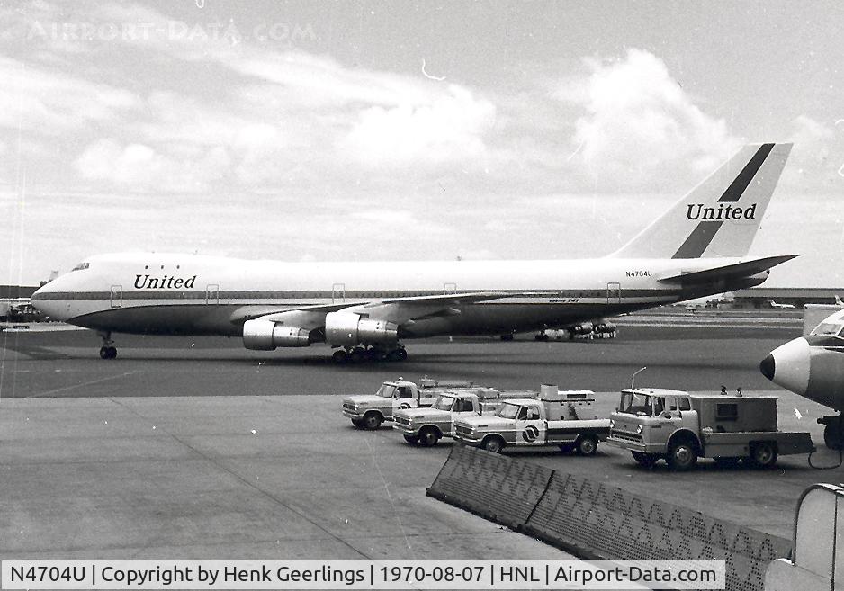 N4704U, 1970 Boeing 747-122 C/N 19754, B747 at HNL , Aug 1970