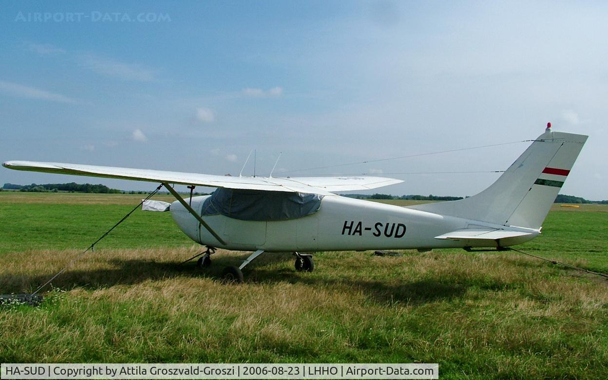HA-SUD, 1960 Cessna 182C Skylane Skylane C/N 52912, Hajduszoboszlo Airport - Hungary