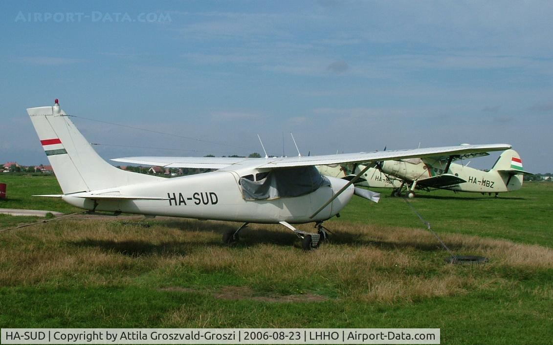 HA-SUD, 1960 Cessna 182C Skylane Skylane C/N 52912, Hajduszoboszlo Airport - Hungary