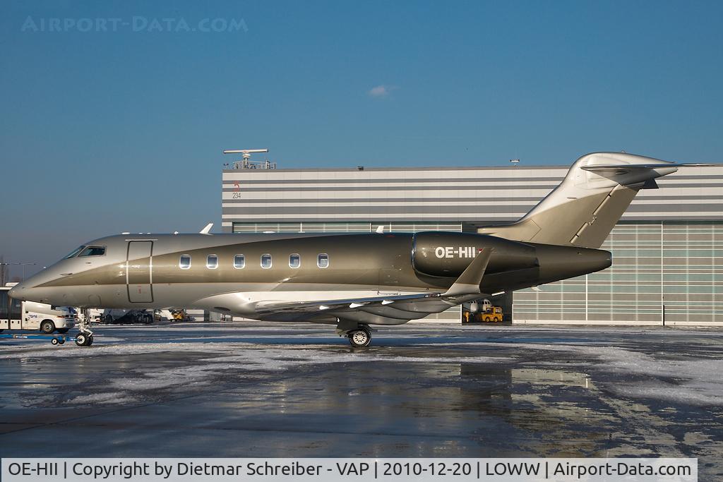 OE-HII, Bombardier Challenger 300 (BD-100-1A10) C/N 20111, Amira Air CL300