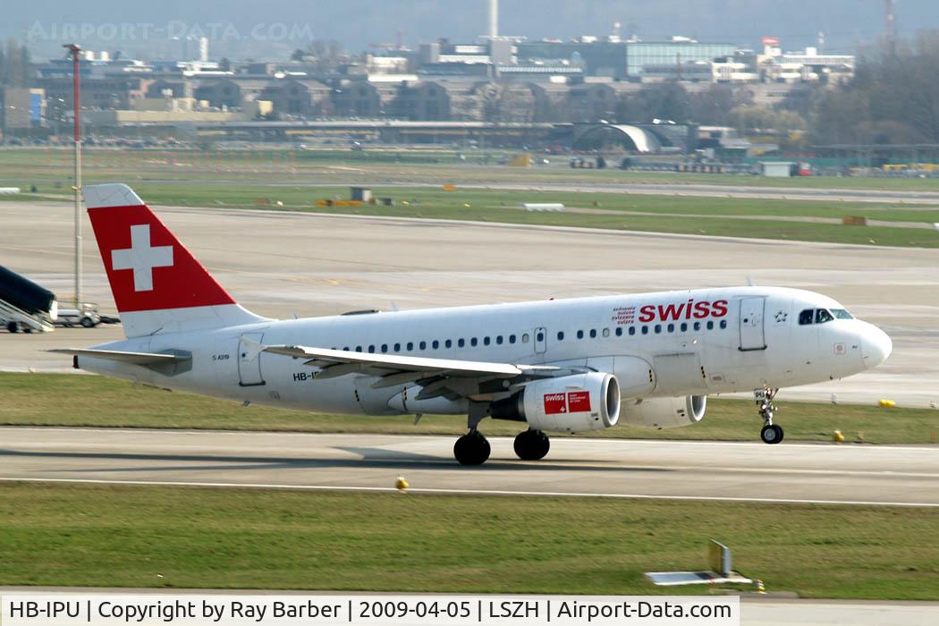 HB-IPU, 1997 Airbus A319-112 C/N 713, Airbus A319-112 [0713] Swiss International Air Lines Zurich~HB 05/04/2009