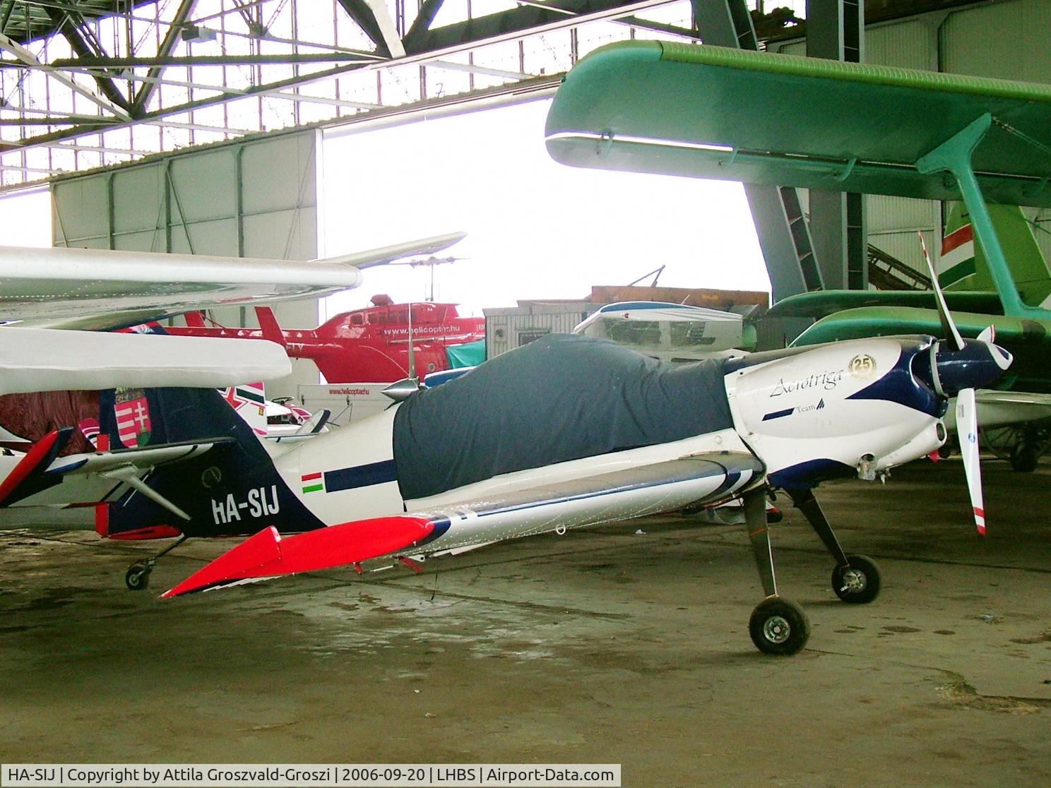 HA-SIJ, 1991 Zlin Z-50LS C/N 0056, Budaörs Airport hangar - Hungary