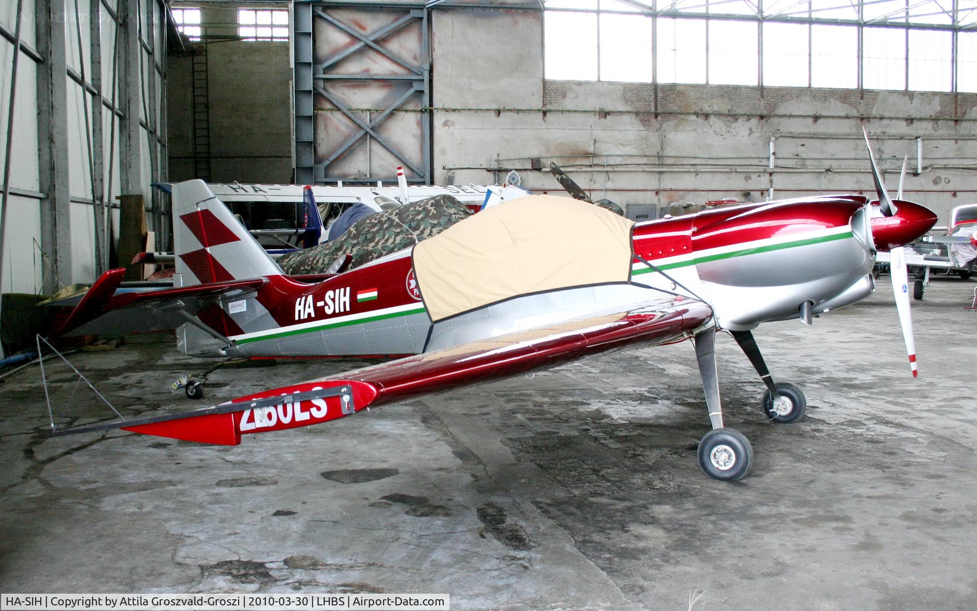 HA-SIH, 1989 Zlin Z-50LS C/N 0050, Budaörs Airport hangar - Hungary
