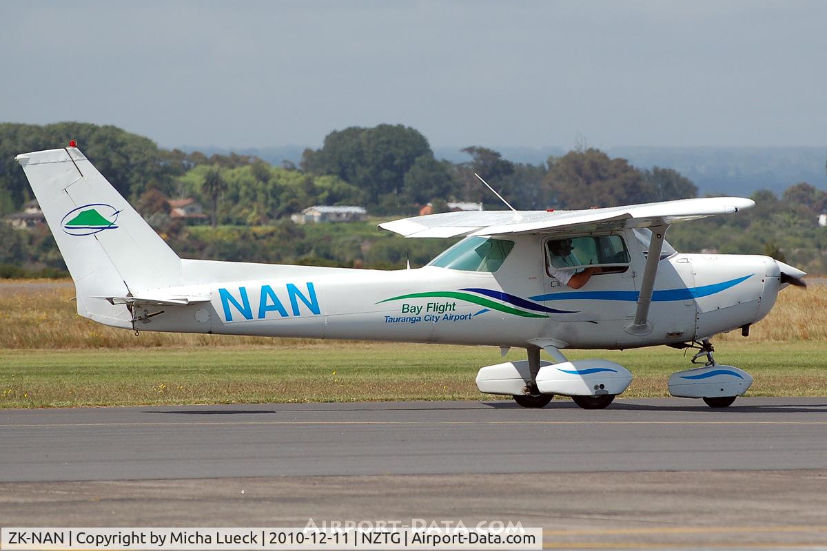 ZK-NAN, 1979 Cessna 152 II C/N 152-83265, At Tauranga