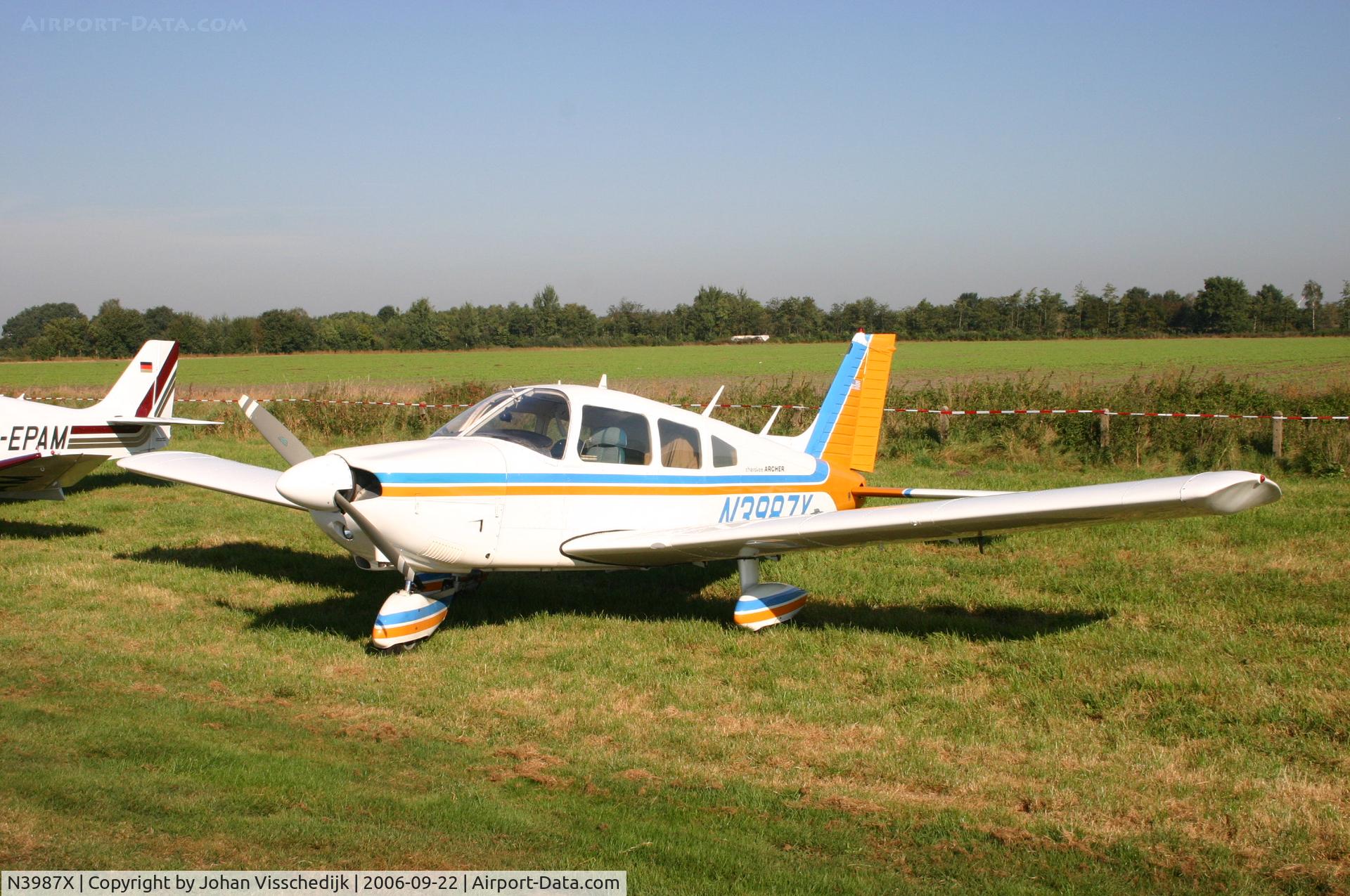 N3987X, 1975 Piper PA-28-180 C/N 28-7505253, Pictured at Airborne 2006 held at Flugplatz Stadtlohn - Vreden (EDLS) September 22-24